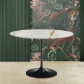 Table Tulipe Eero Saarinen H 74 Rond en Marbre Calacatta Or Fabriquée en Italie - Ecarlate
