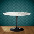 Table Tulipe Eero Saarinen H 74 po, céramique polie, fabriquée en Italie - Écarlate