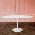 Table extensible ovale Tulip Eero Saarinen H 73 en stratifié liquide blanc - Scarlet