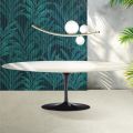 Table Saarinen Tulip H 74 cm extensible en céramique brillante Florim Calacatta Gold - Écarlate