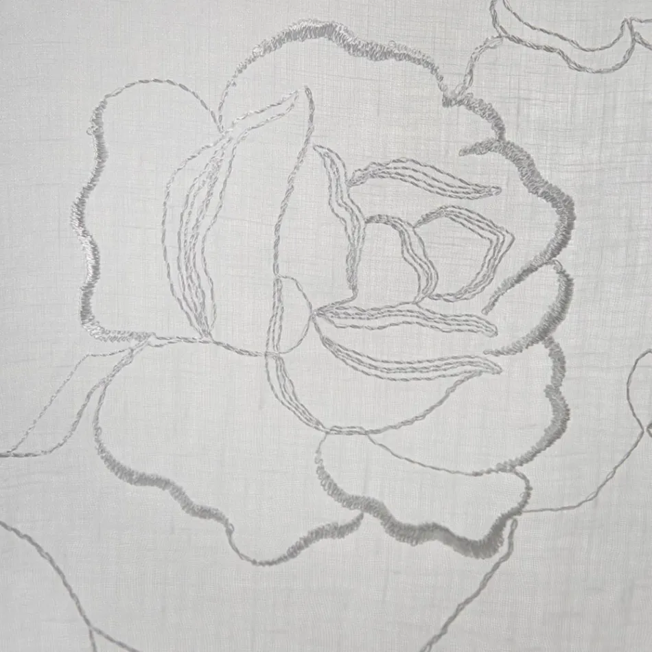 Rideau Blanc en Gaze de Lin et Organza avec Elégante Broderie de Roses - Mariarosa Viadurini