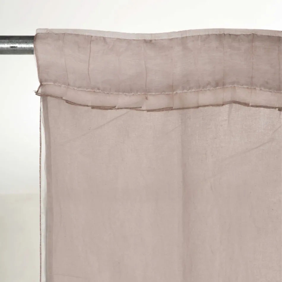 Rideau en lin léger avec organza et broderie gothique dans le centre de luxe - Marinella Viadurini