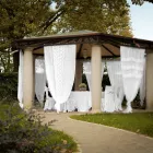 Rideau rétro en lin léger avec organza et broderie de luxe italienne - Marinella Viadurini