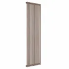 Radiateur mural vertical en acier de conception moderne 1017 watts - Zigolo Viadurini
