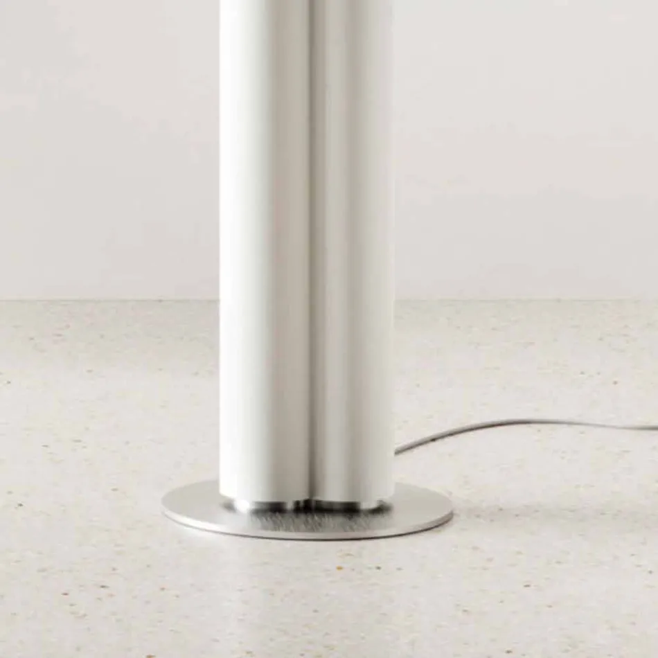 Radiateur de salle de bain design vertical au sol électrique 450 watts - Ottolungo Viadurini