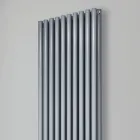 Radiateur hydraulique à collecteurs horizontaux et tuyaux verticaux - Colomba Viadurini