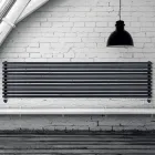 Radiateur hydraulique à collecteurs verticaux et canalisations horizontales - Composé Viadurini