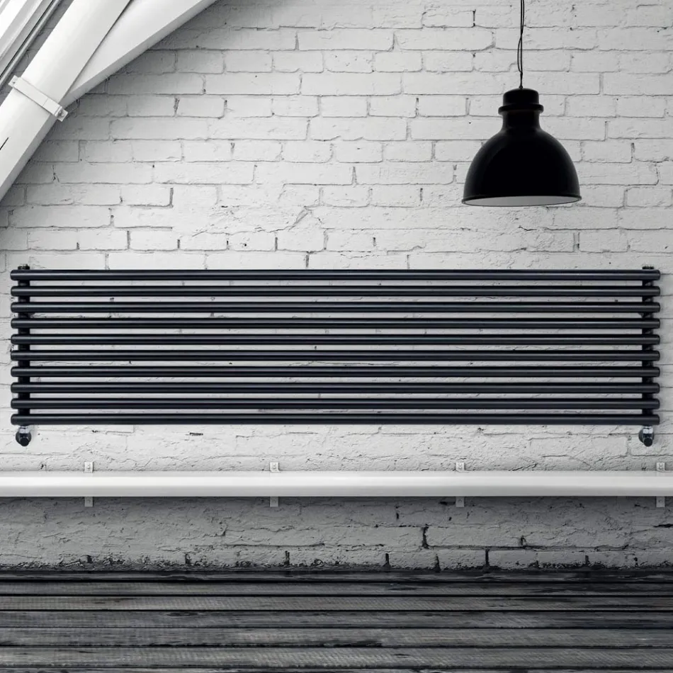 Radiateur hydraulique à collecteurs verticaux et canalisations horizontales - Composé Viadurini