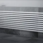 Radiateur hydraulique avec double série d'éléments horizontaux fabriqué en Italie - Strega Viadurini