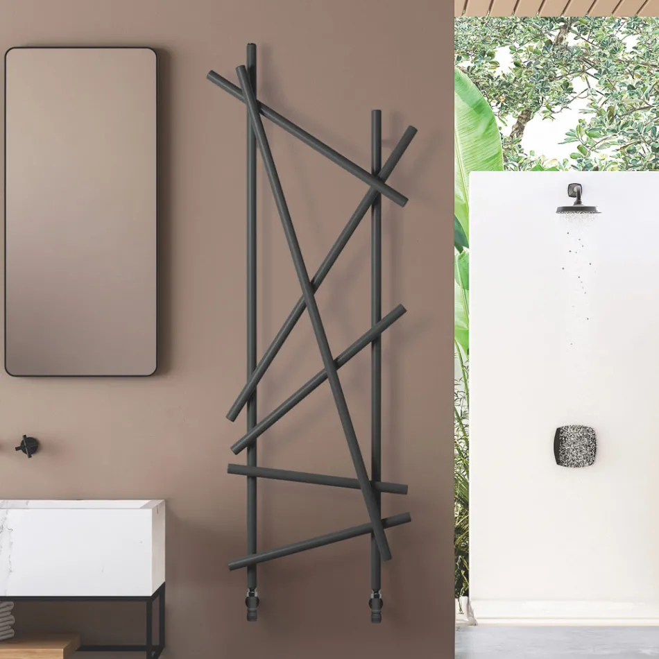 Radiateur hydraulique en acier avec tubes à section ronde fabriqué en Italie - Aléatoire Viadurini