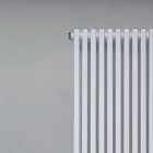 Radiateur hydraulique en acier finition blanc trafic fabriqué en Italie - Coupe Viadurini