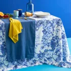 Nappe en lin imprimé et lavable avec un motif floral luxuriant - Caress Viadurini