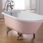 salle de bain design décoré avec peint pieds en fonte Sally Viadurini