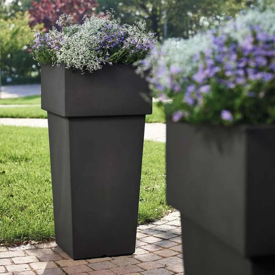 Pot de jardin carré en polyéthylène coloré fabriqué en Italie - Vidal Viadurini