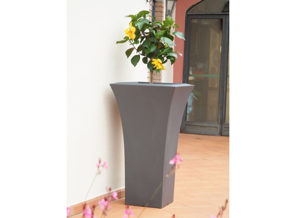 Pot de fleurs de jardin en polyéthylène coloré fabriqué en Italie - Tremont Viadurini