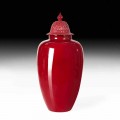 Vase en céramique laquée rouge avec décoration faite à la main en Italie - Verio