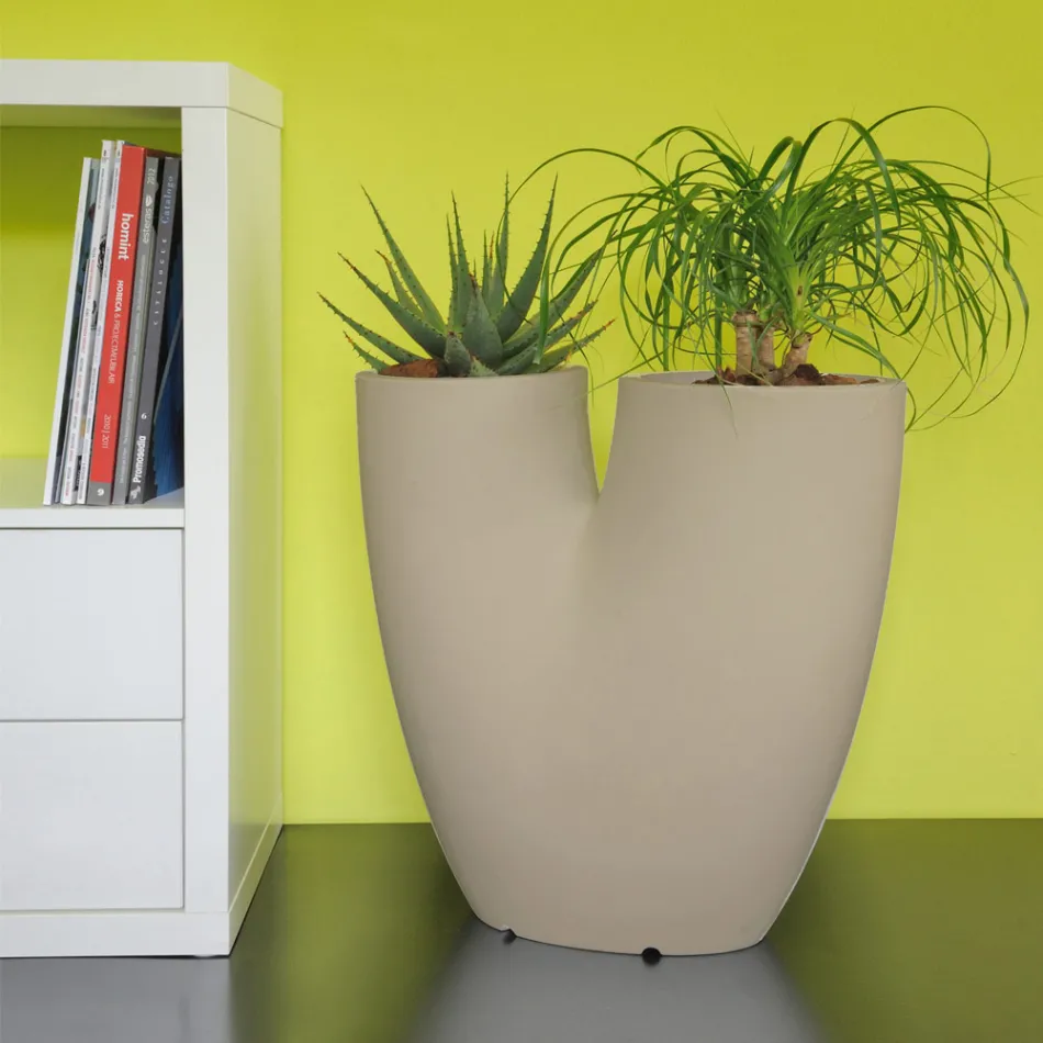 Vase de jardin coloré moderne en polyéthylène fabriqué en Italie - Flowes Viadurini