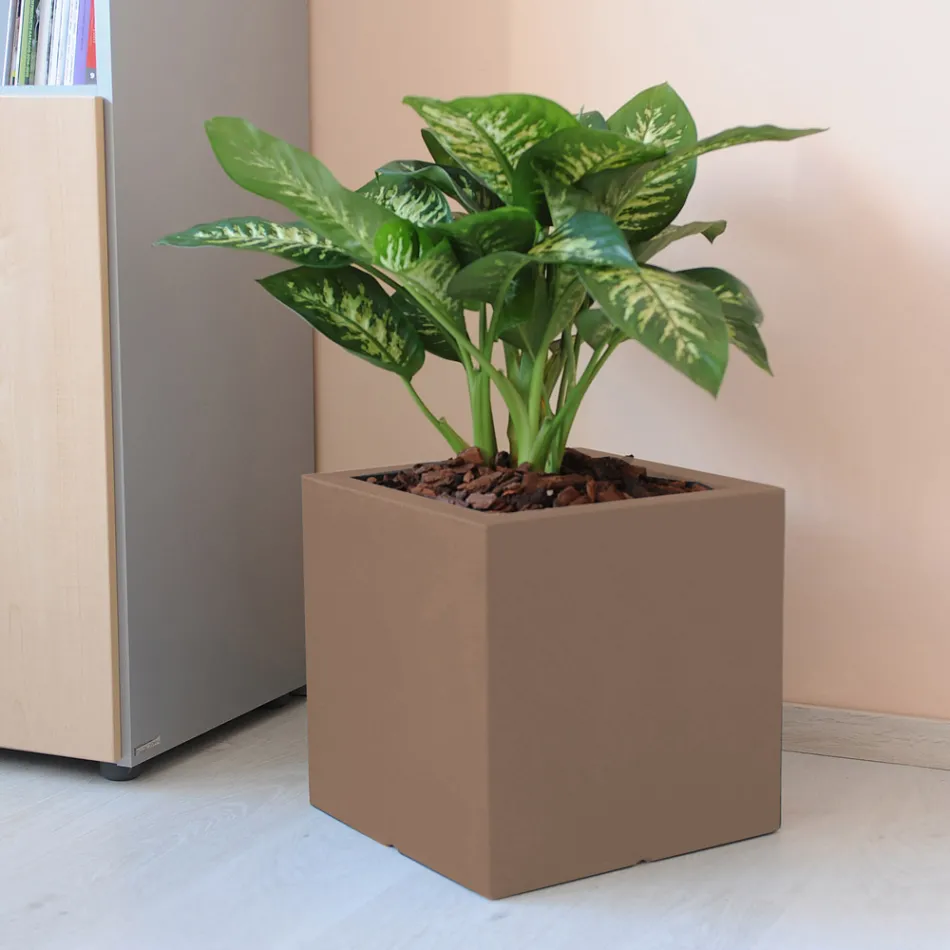 Pot ou Séparateur Coloré pour Extérieur 3 Dimensions Made in Italy - Plantes Viadurini