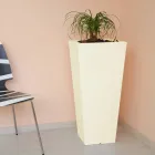 Vase de jardin carré de couleur fluo avec lumière Made in Italy - Avanas Viadurini