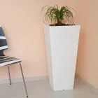 Vase de jardin carré de couleur fluo avec lumière Made in Italy - Avanas Viadurini