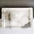 Plateau rectangulaire en marbre blanc veiné moderne fabriqué en Italie - Stora